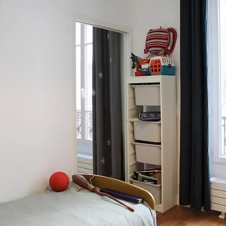 Beautiful Near Luxembourg Gardens Apartment Paris